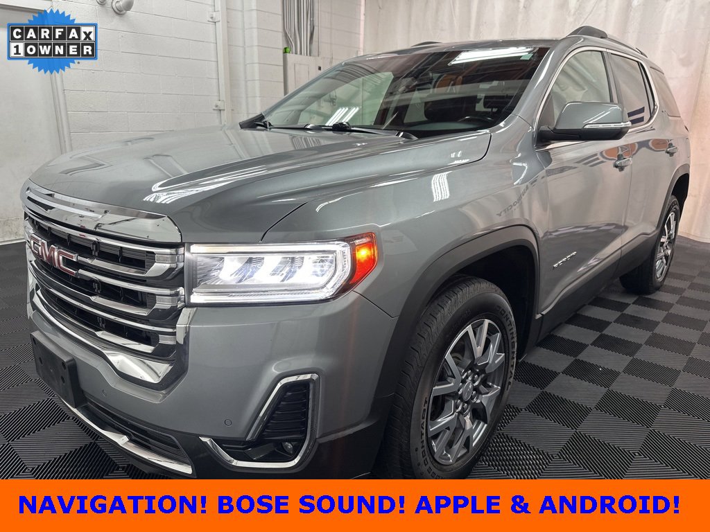 2023 GMC Acadia SLT's photo