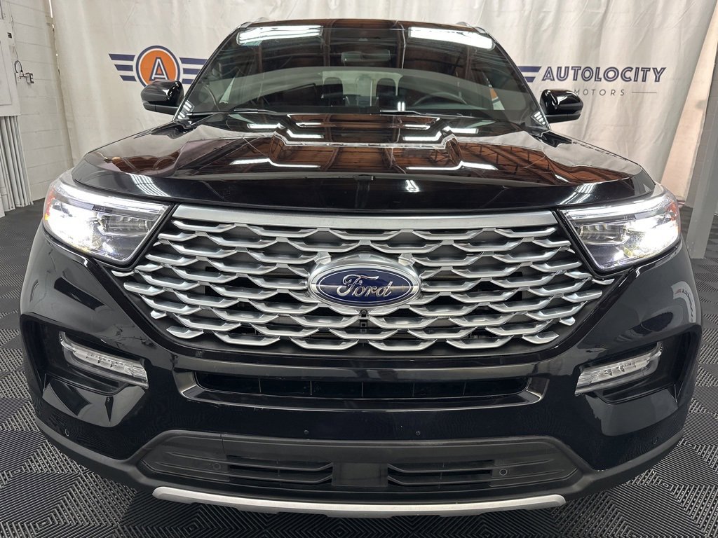 2024 Ford Explorer Platinum photo 3
