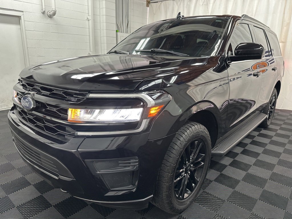 2024 Ford Expedition XLT photo 4