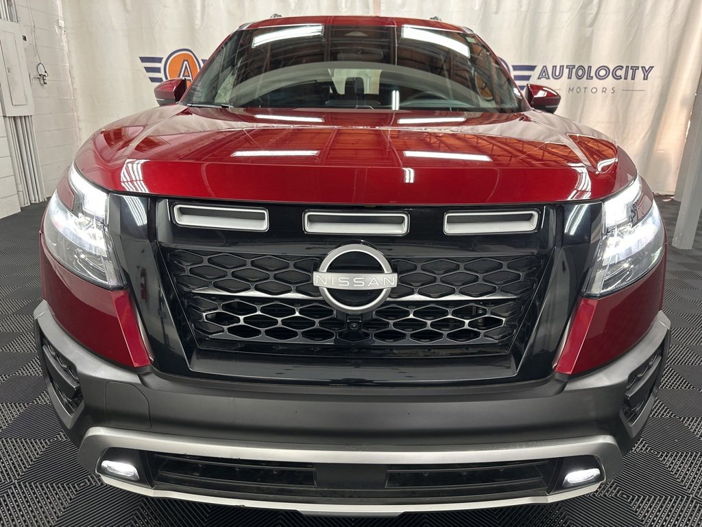 2024 Nissan Pathfinder Rock Creek photo 2