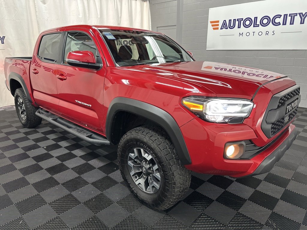 2021 Toyota Tacoma TRD Off-Road photo 2