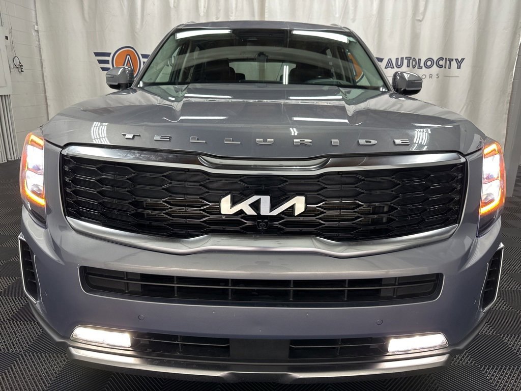 2022 Kia Telluride SX photo 3