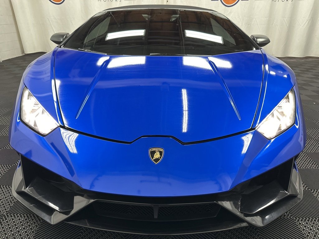 2020 Lamborghini Huracan Evo Spyder photo 3