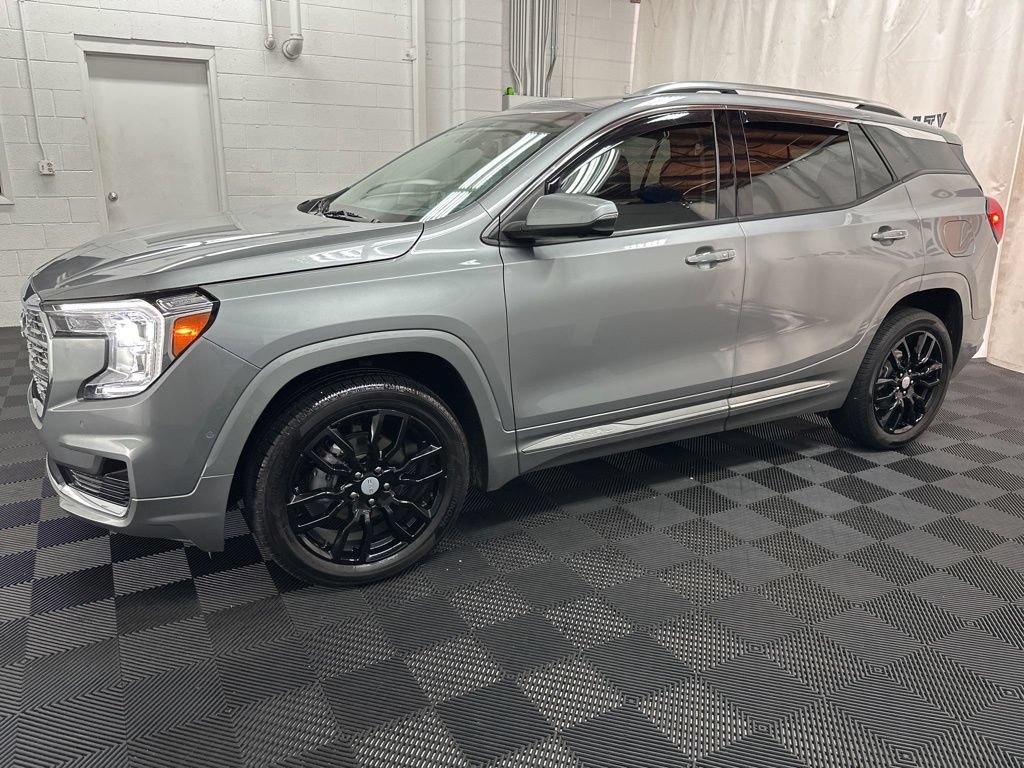 Used 2024 GMC Terrain Denali SUV