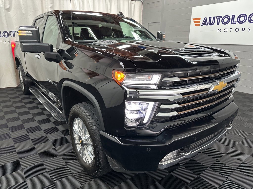 2023 Chevrolet Silverado 2500HD High Country photo 2