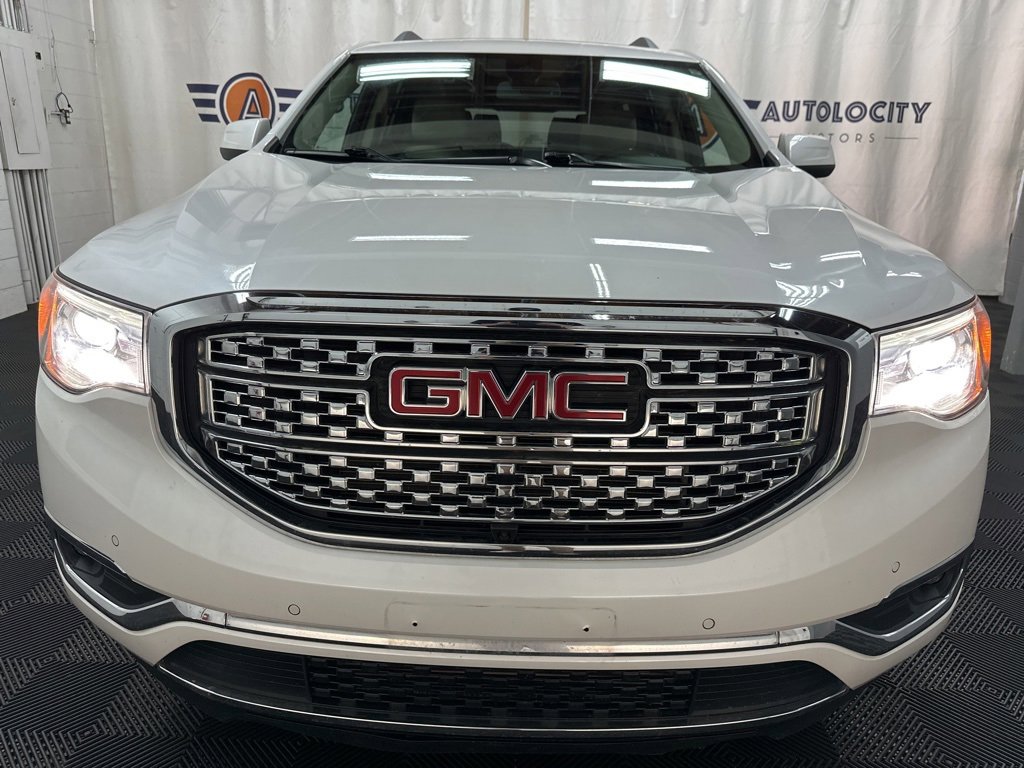 2019 Gmc Acadia Denali photo 3