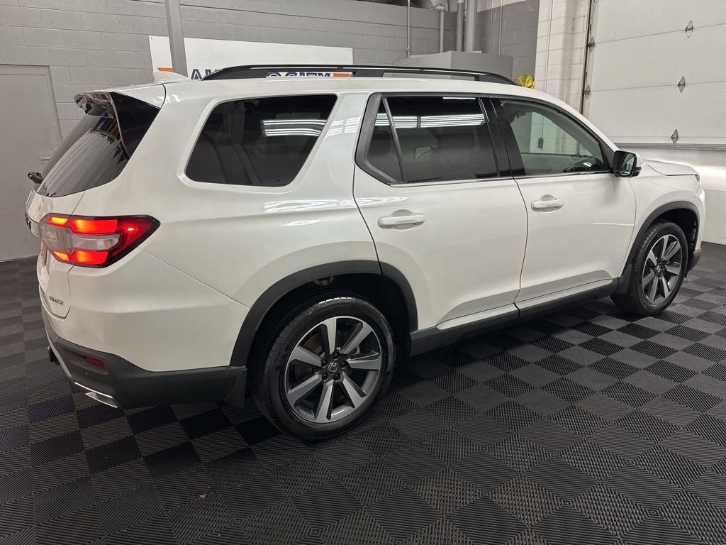 2024 Honda Pilot Elite - Photo 10