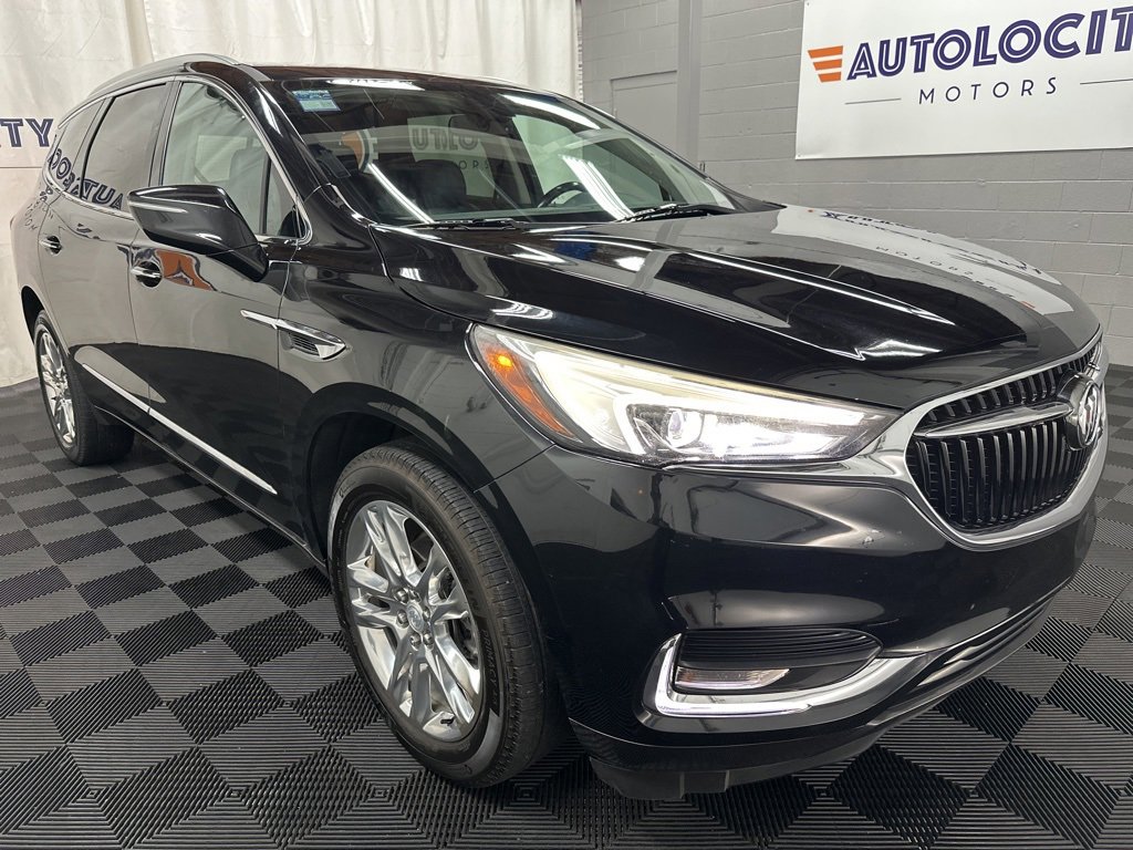 2021 Buick Enclave Essence photo 2