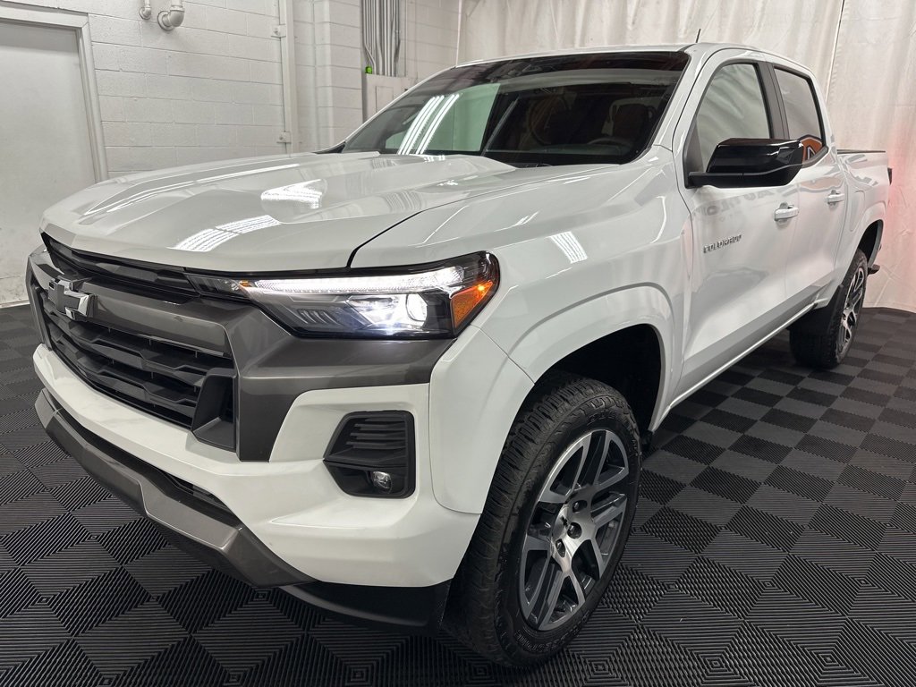 2024 Chevrolet Colorado Z71 photo 4