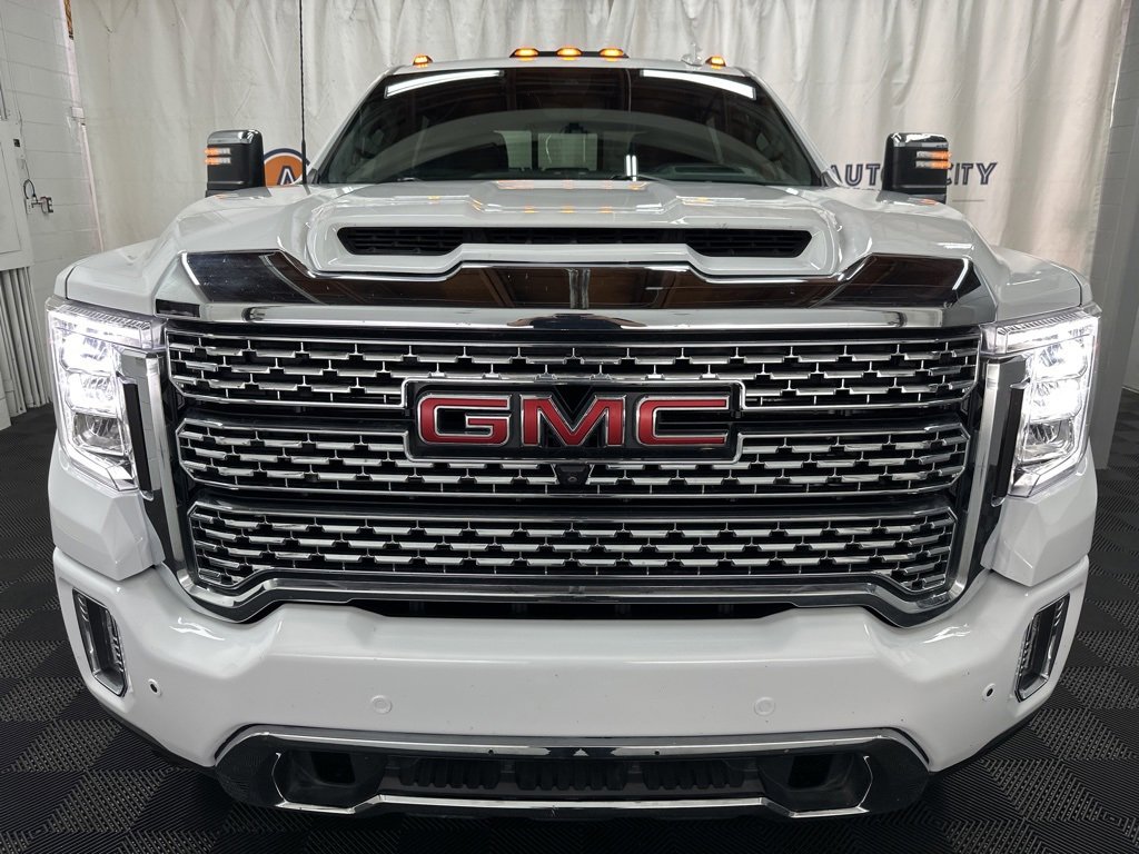 2022 Gmc Sierra 2500 HD Denali photo 3