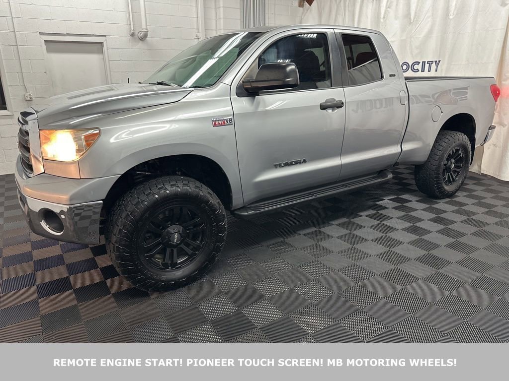 2008 Toyota Tundra 5.7 Auto 4WD SR5 Double Cab's photo