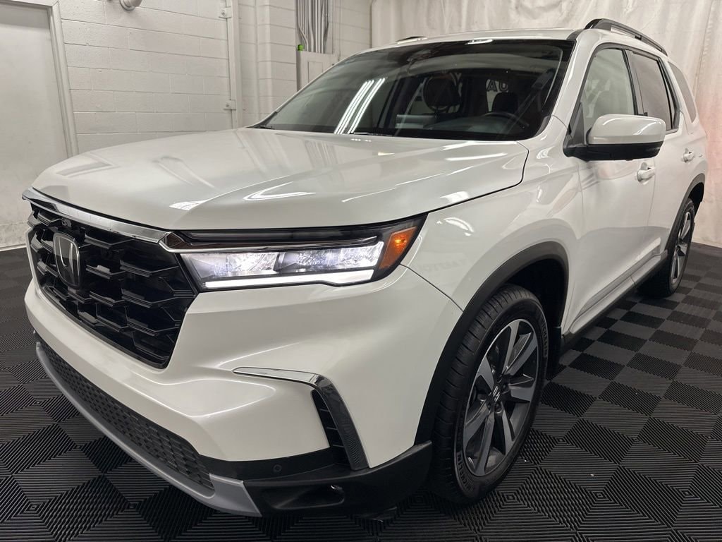 Used 2024 Honda Pilot Elite SUV
