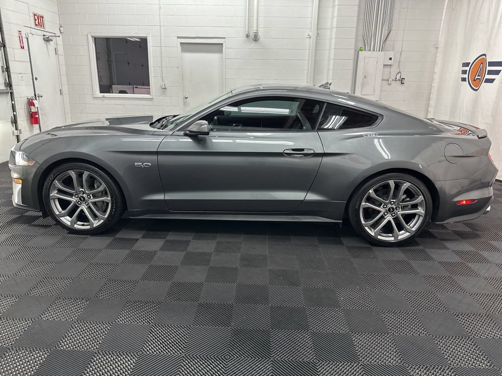 2022 Ford Mustang GT Premium - Photo 6