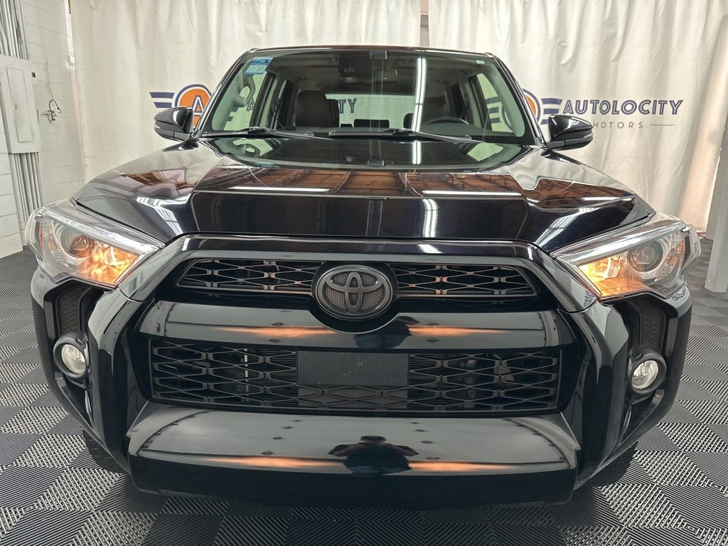 2022 Toyota 4Runner SR5 Premium photo 2