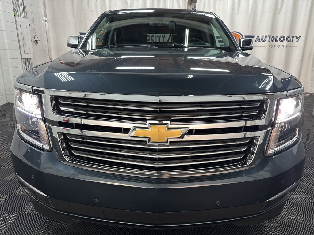 2020 Chevrolet Tahoe Premier photo 2