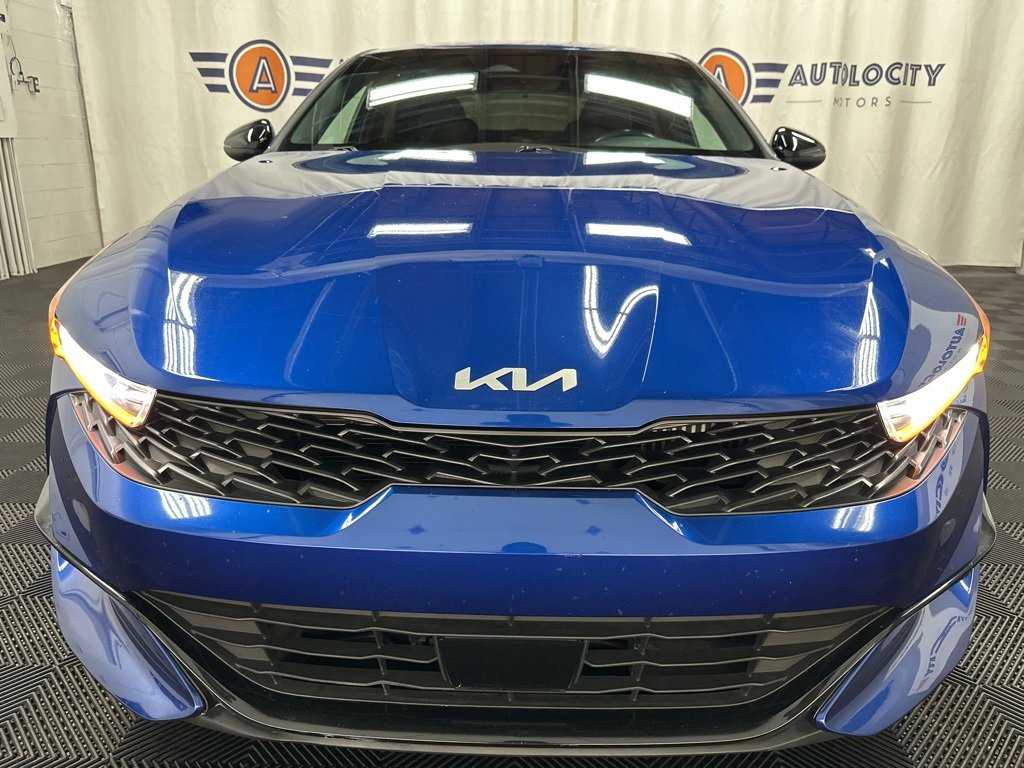 2023 Kia K5 GT-Line photo 2