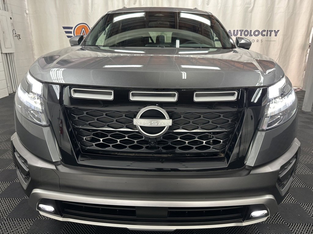 2024 Nissan Pathfinder Rock Creek photo 3