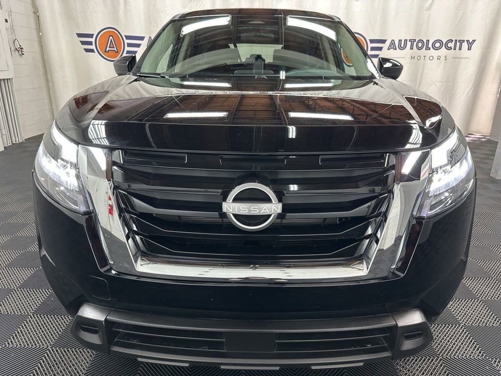 Used 2025 Nissan Pathfinder S SUV