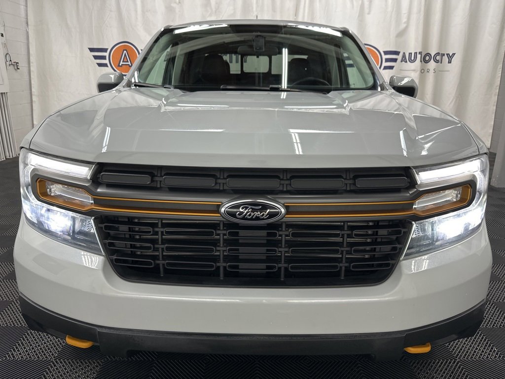 2023 Ford Maverick Lariat photo 3