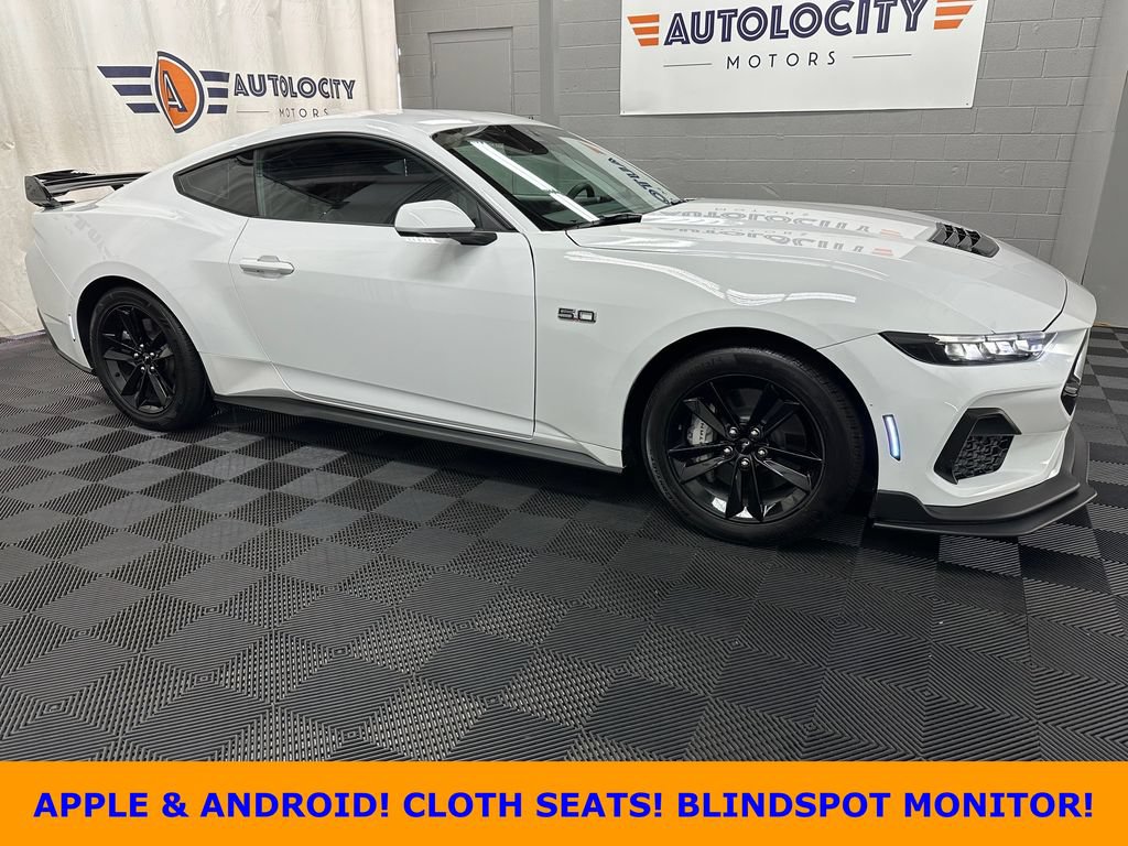 2025 Ford Mustang GT Fastback's photo