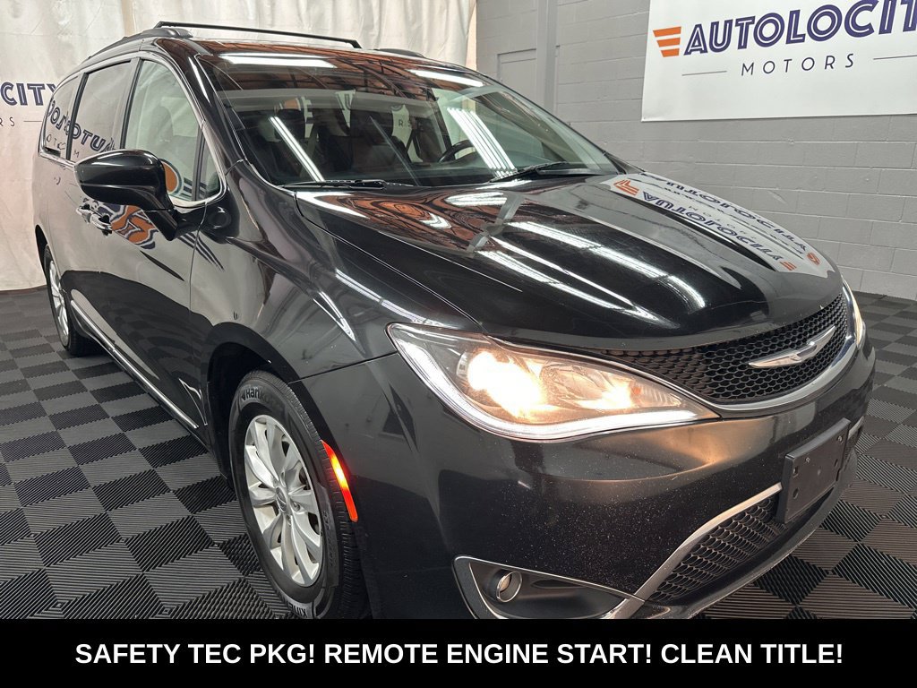 Chrysler Pacifica