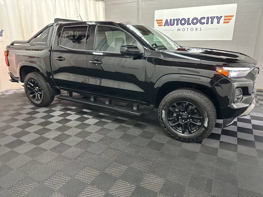 Used 2025 Chevrolet Colorado 4WD Z71 Truck Crew Cab