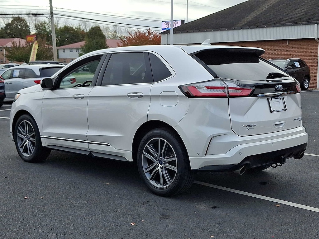Used 2019 Ford Edge Titanium SUV