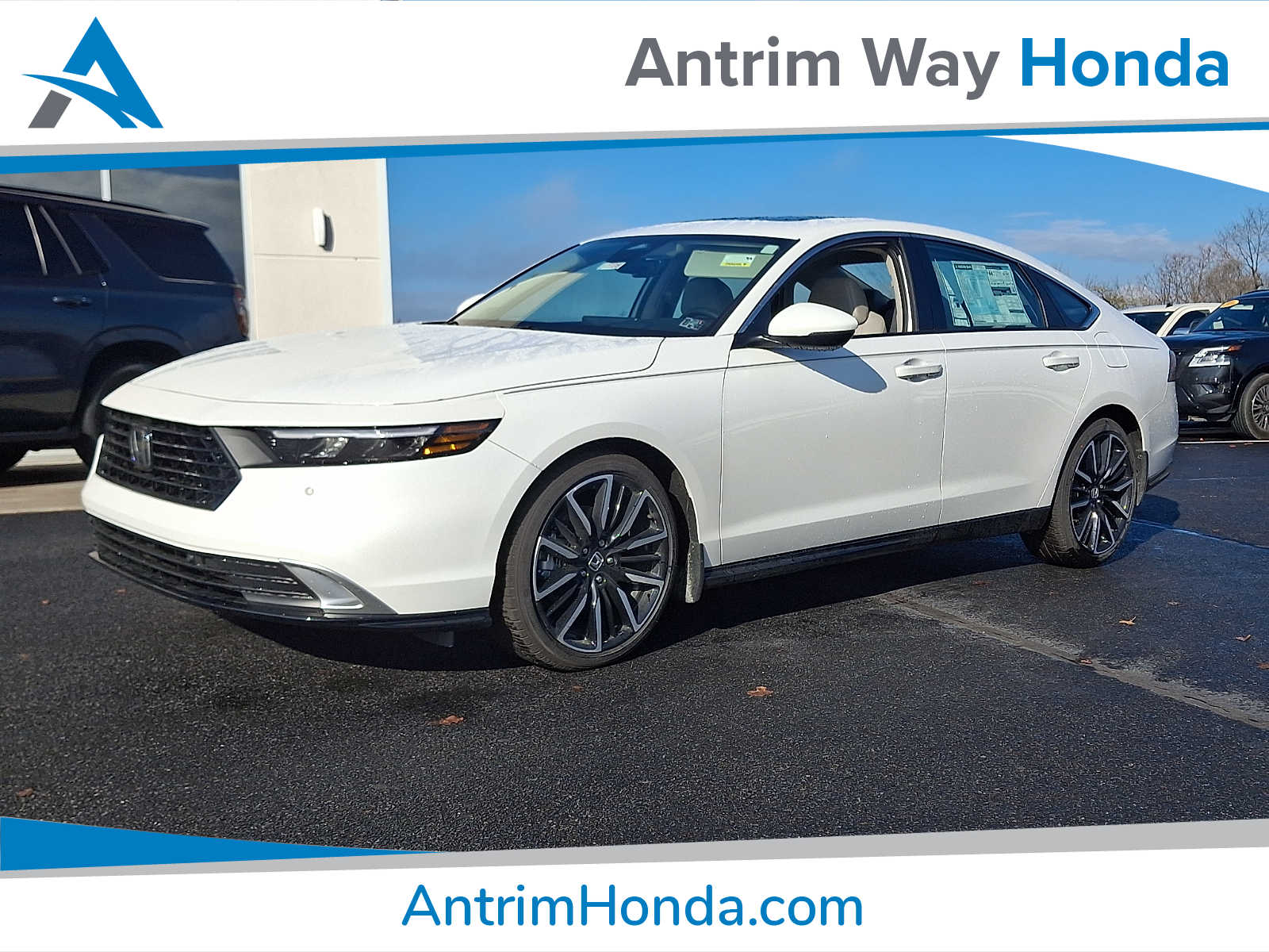 2025 Honda Accord Hybrid Touring's photo