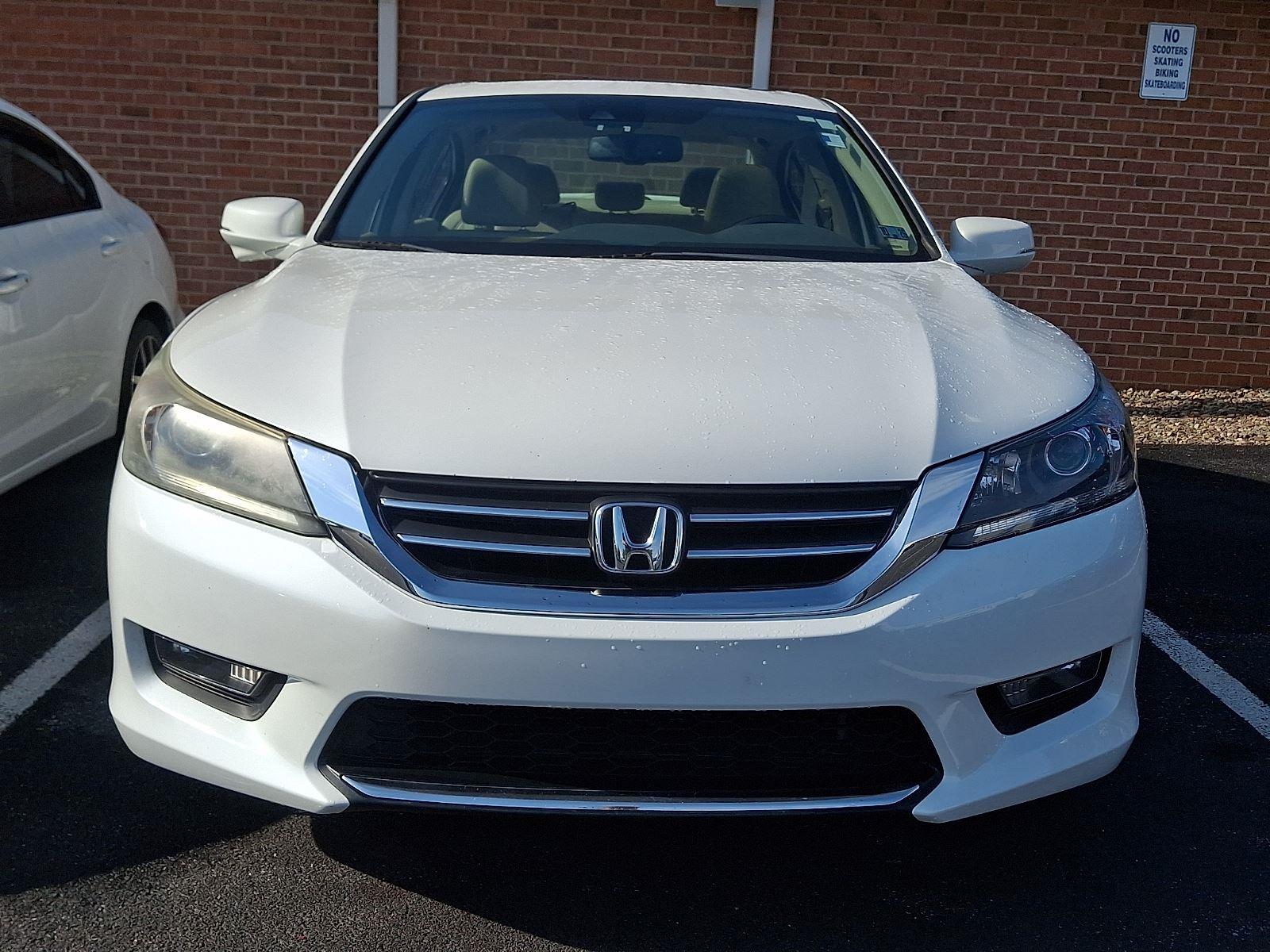 Used 2014 Honda Accord EX-L with VIN 1HGCR2F81EA167711 for sale in Greencastle, PA