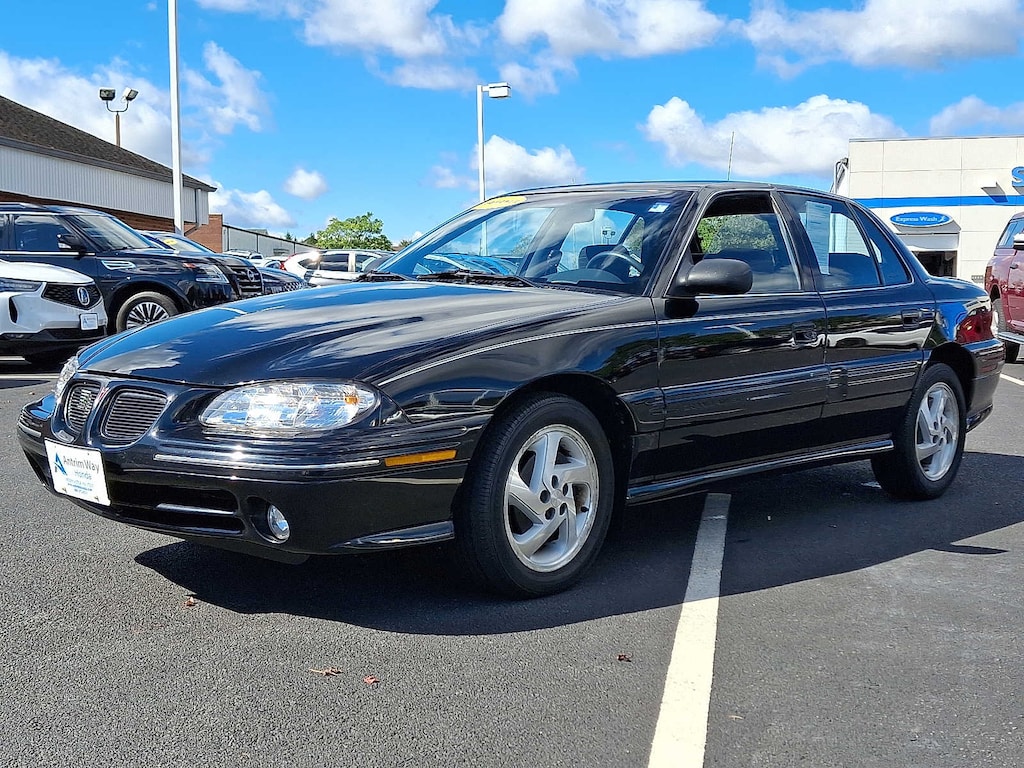 Used 1996 Pontiac Grand Am SE Sedan