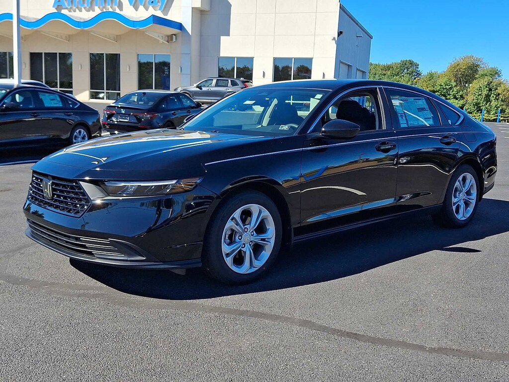 New 2025 Honda Accord LX Sedan