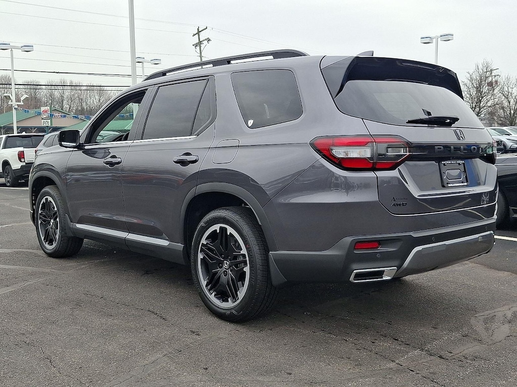 New 2026 Honda Pilot Touring S SUV