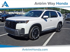 2026 Honda Pilot AWD Touring Blackout SUV