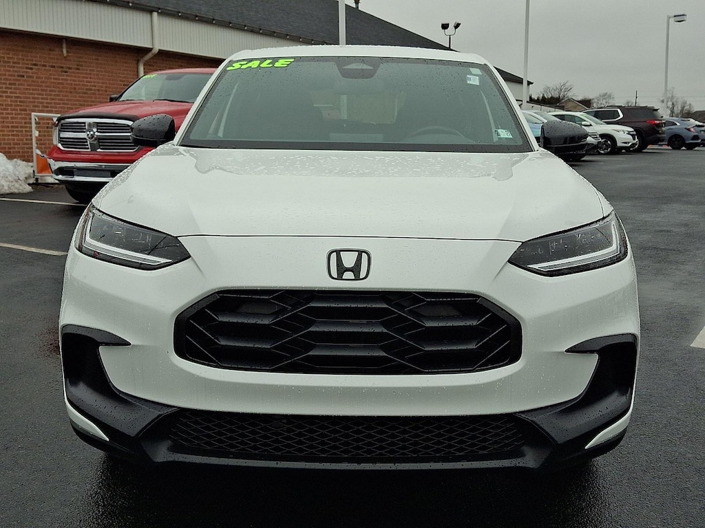 Used 2025 Honda HR-V Sport SUV