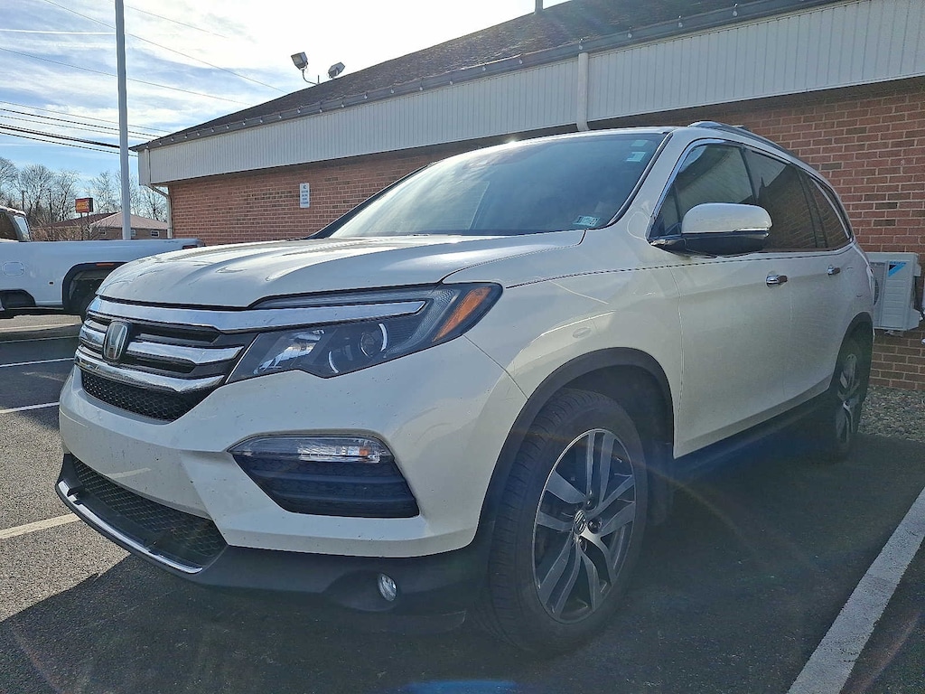 Used 2017 Honda Pilot Elite SUV