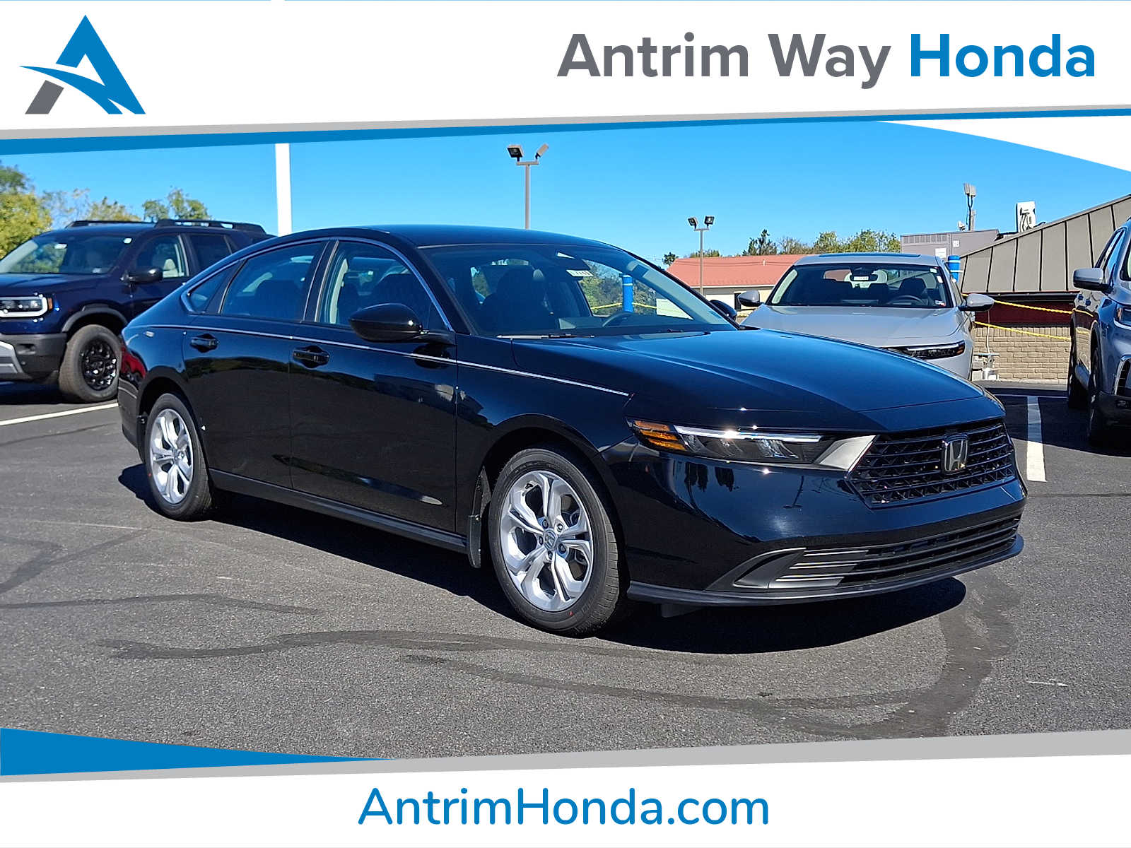 2025 Honda Accord LX's photo