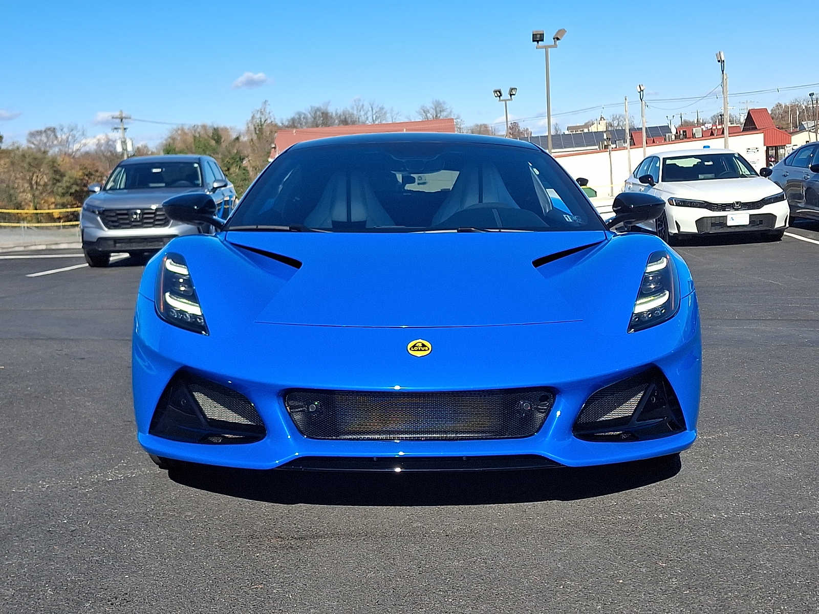 2024 Lotus Emira First Edition photo 2