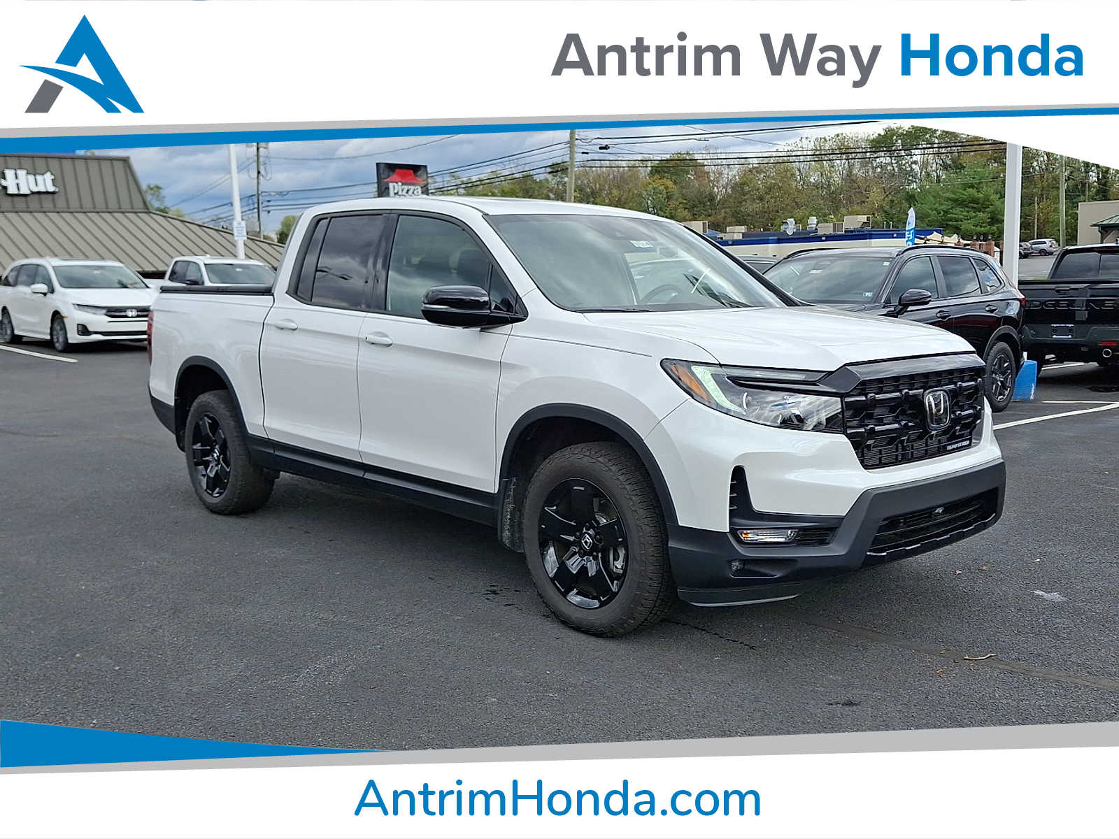 2025 Honda Ridgeline Black Edition's photo