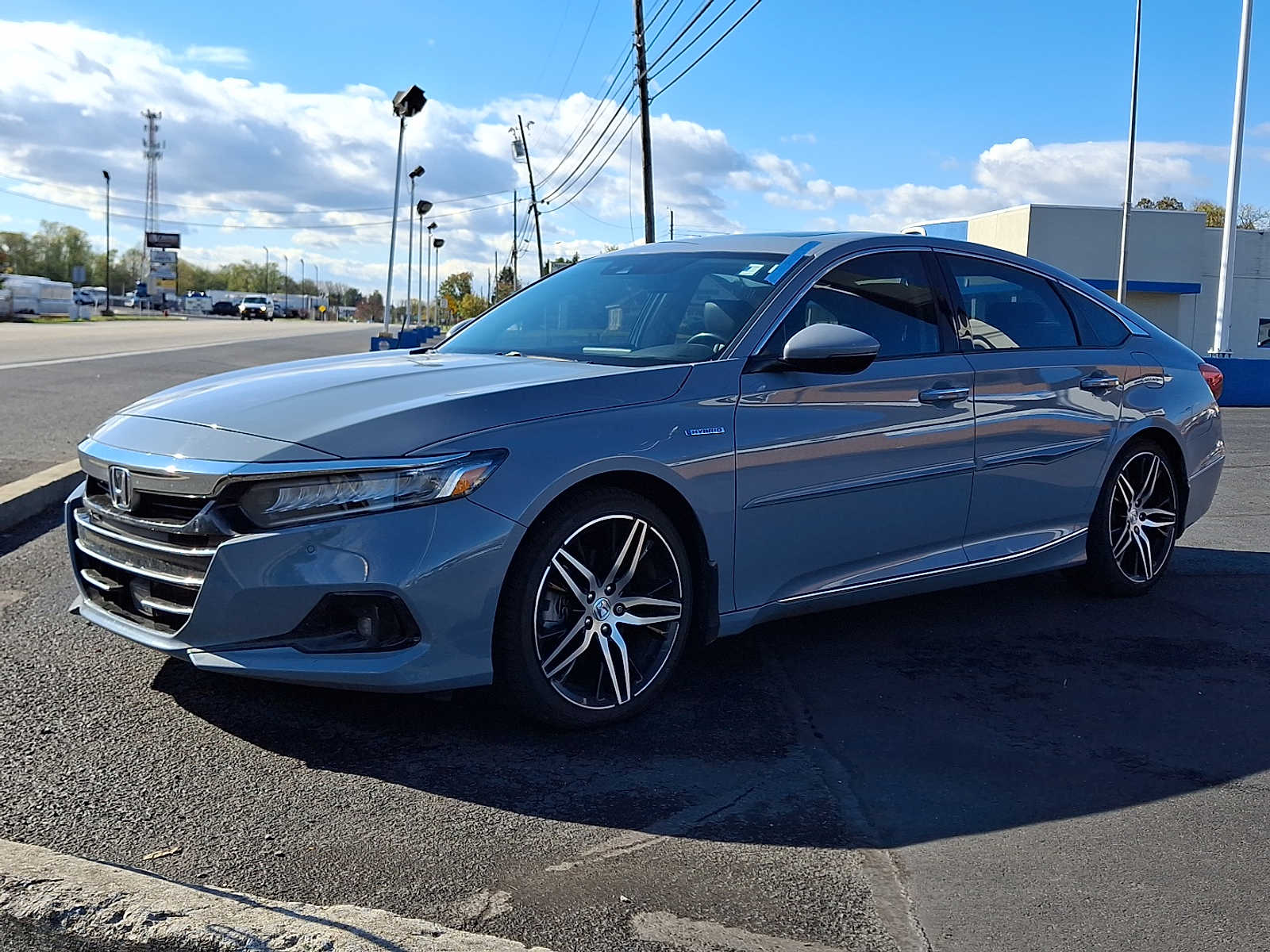 Used 2022 Honda Accord Hybrid Touring with VIN 1HGCV3F99NA002709 for sale in Kansas City