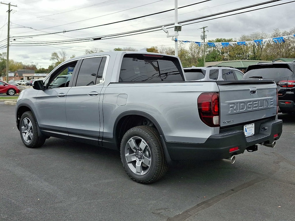 New 2026 Honda Ridgeline RTL Truck Crew Cab