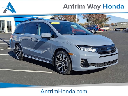 2025 Honda Odyssey Elite Van