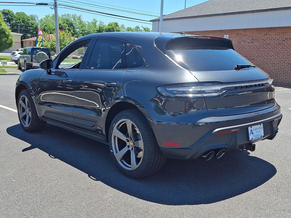 Used 2023 Porsche Macan SW SUV