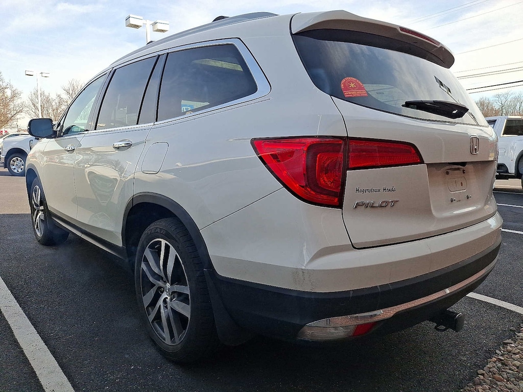 Used 2017 Honda Pilot Elite SUV