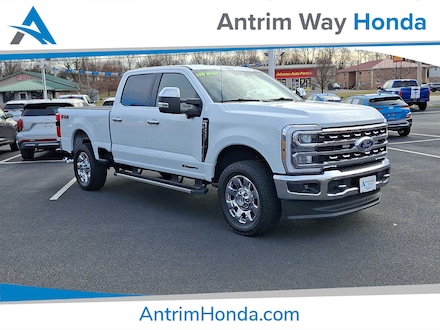 2024 Ford Super Duty F-250 Lariat Truck