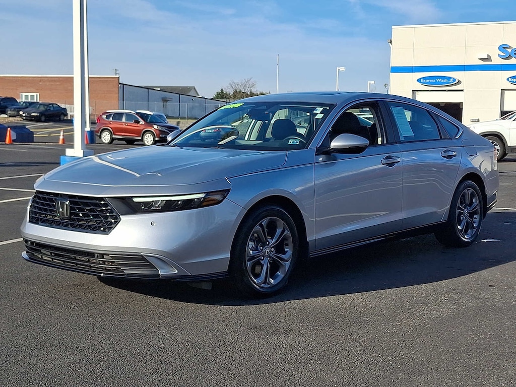 Used 2025 Honda Accord Hybrid EX-L Sedan