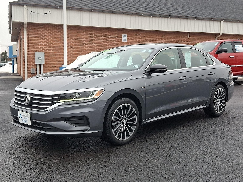 Used 2022 Volkswagen Passat 2.0T Limited Edition Sedan