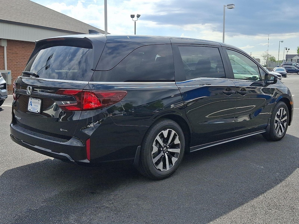 New 2026 Honda Odyssey EX-L Van Passenger