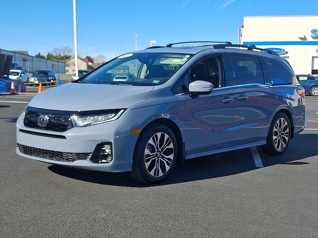 Used 2025 Honda Odyssey Elite Van