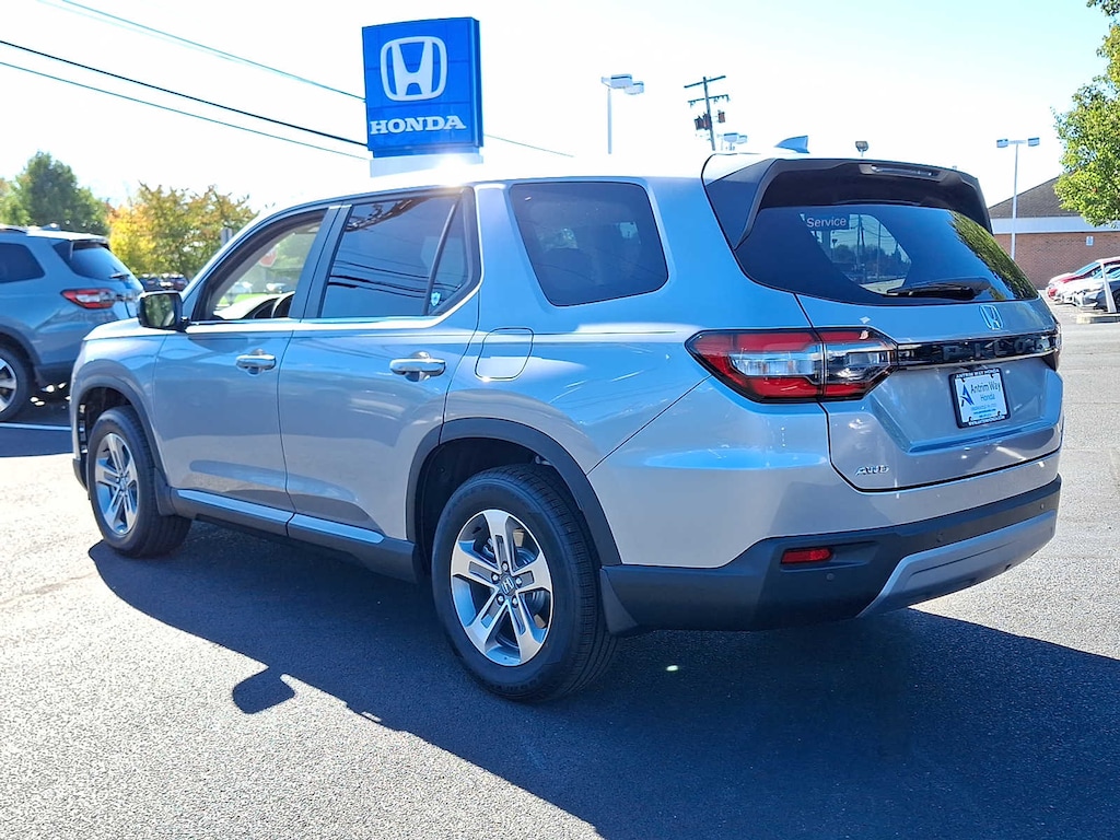 New 2025 Honda Pilot EX-L SUV