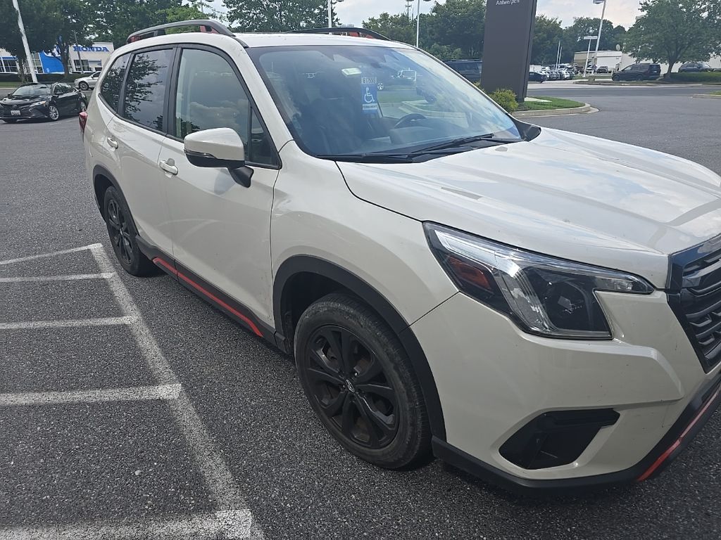 2022 Subaru Forester Sport photo 2